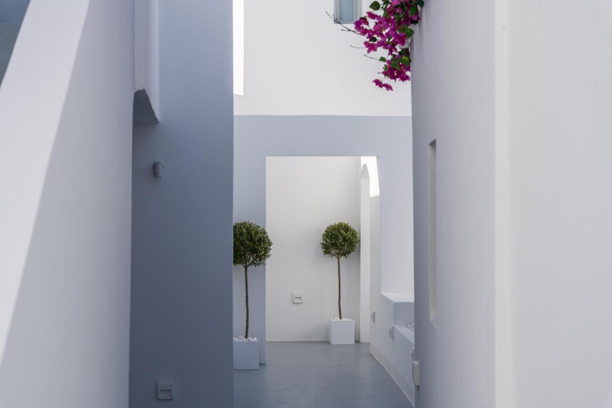 Cycladic Suites & Spa Fira  Exterior foto