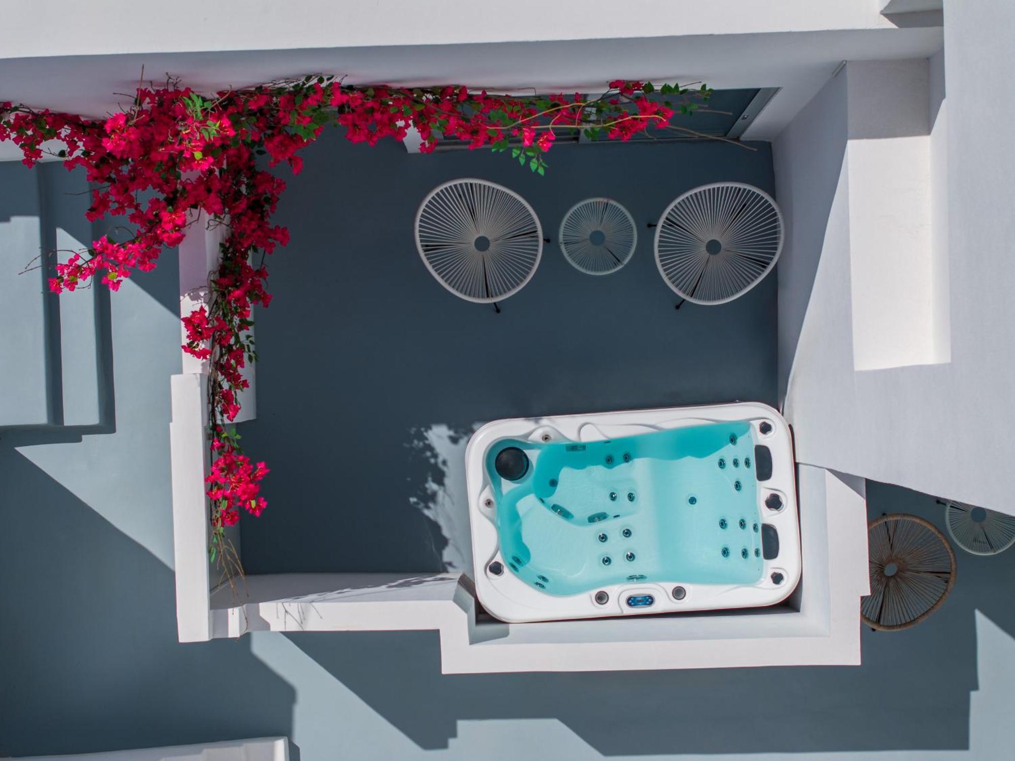 Cycladic Suites & Spa Fira  Exterior foto