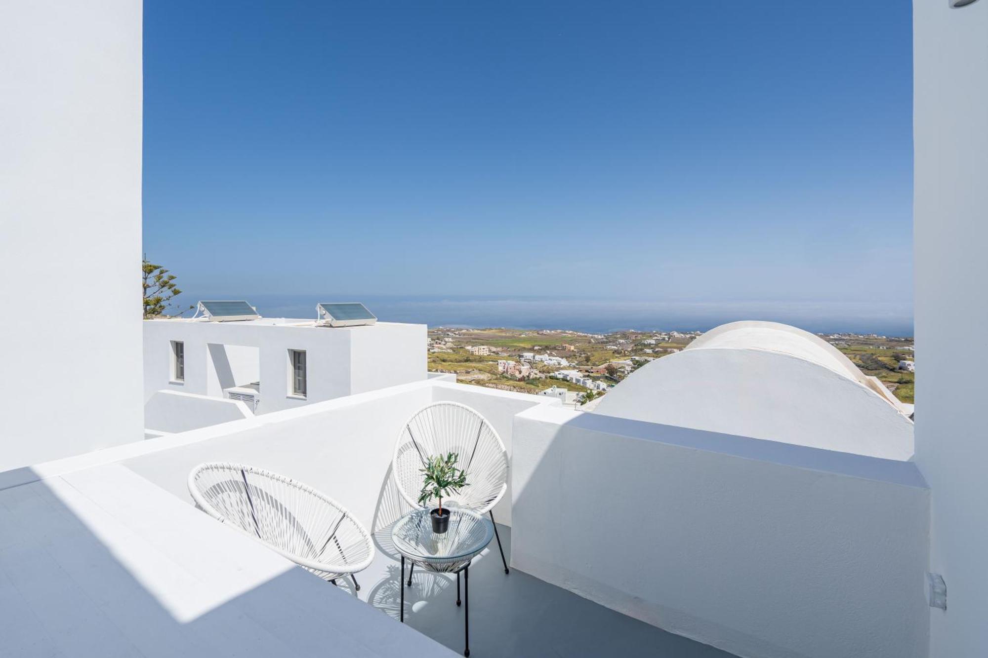 Cycladic Suites & Spa Fira  Habitación foto